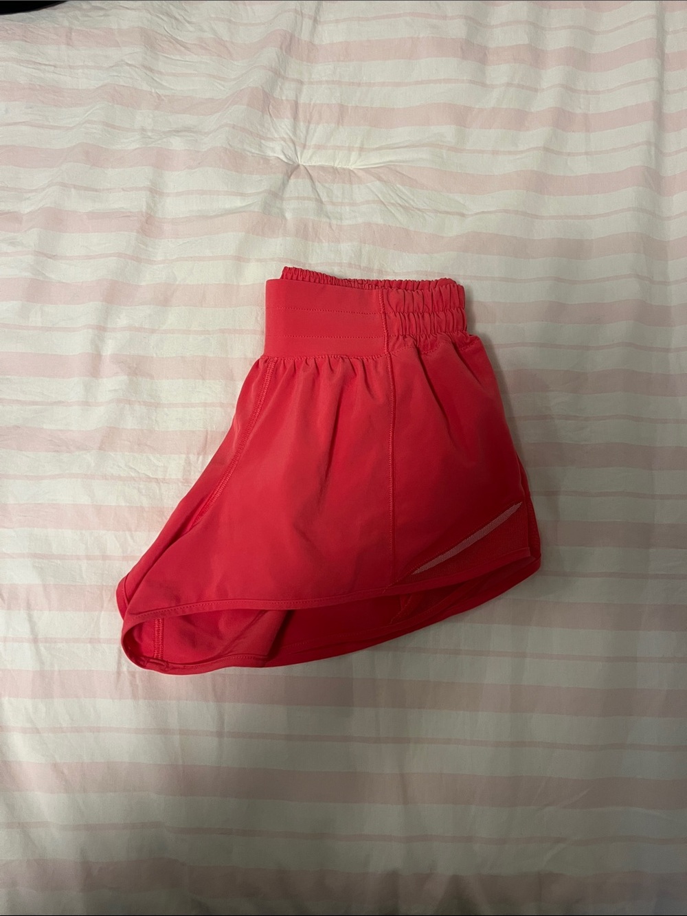 Lip gloss lulu hottie hots 2.5 inch low rise
